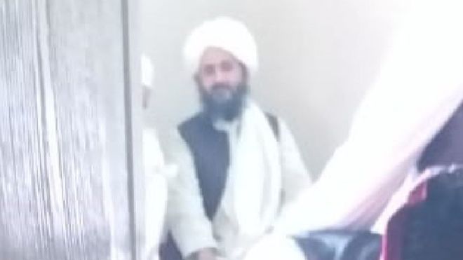 تصویر از طالبان: ملا برادر تنها با حضور وزیر خارجه آمریکا در مذاکرات قطر شرکت می کند