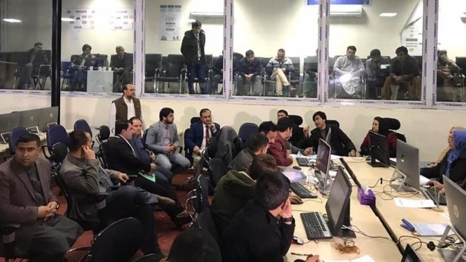 تصویر از جنجال انتخابات افغانستان؛ نتیجه نهایی ‘سه تا چهار روز دیگر’ اعلام می‌شود