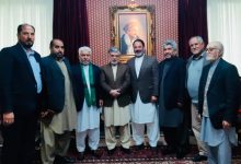 تصویر از استاد ابوالحسین یاسر با محترم یونس قانونی دیدار، بحث و تبادل نظر نمود.